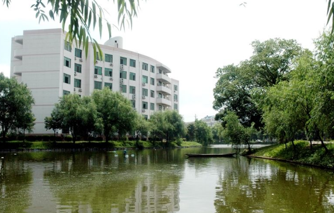 ����ũҵ��ѧ�����Ƽ�ѧԺ��ô��ѧ�ѹ���?�Ǽ���?����רҵ��ʲô