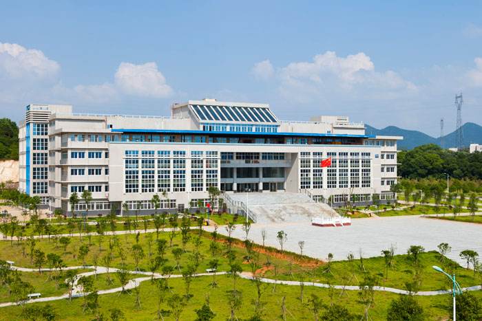 湖南民族职业学院怎么样好吗是几本?全省排名多少?有哪些特色专业