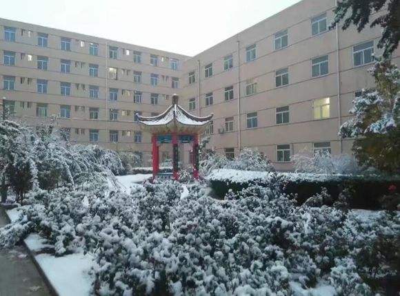 ʯ��ׯ�ƾ�ְҵѧԺѧ��һ����٣���ַ�����ǹ���������ͼƬ