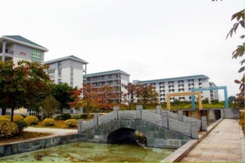 广州华夏职业学院好不好公办还是民办?学院口碑评价如何?学费多少