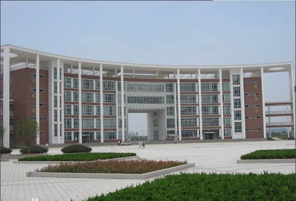 武汉体育学院体育科技学院是几本民办吗?宿舍条件如何学费多少?