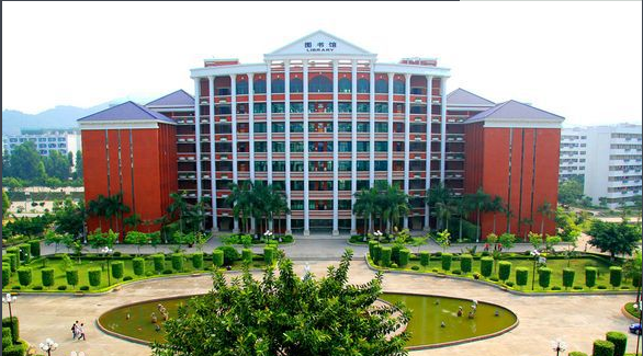 ���ݻ����Ƽ�ְҵѧԺ������ʦ���������أ�һ��ѧ�Ѷ���Ǯ��