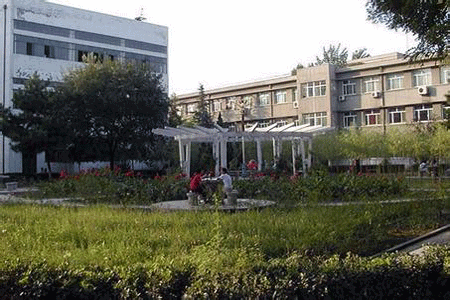 保定职业技术学院是专科吗?怎么样?排名第几?优势专业有哪些?