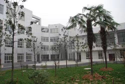 皖西卫生职业学院是大专吗?师资力量怎样?特色专业宿舍环境如何