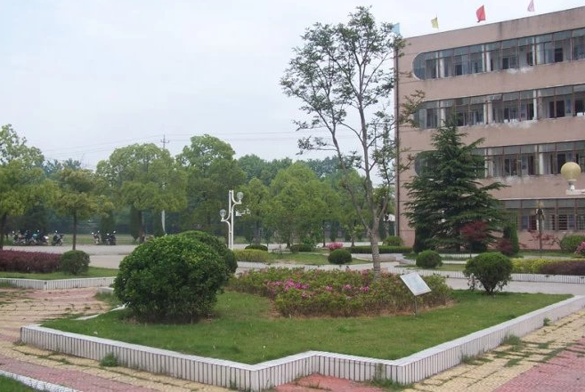 株洲轨道交通职业技术学校口碑好不好?师资排名揭秘?一年学费多少