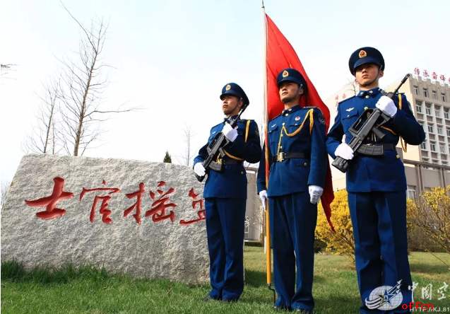 士官学校为什么没人去毕业后是什么学历?士官学校和军官学校区别