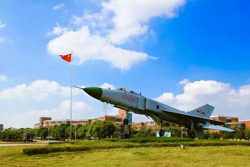 四川航空大学是几本排名多少?有哪些招生要求录取线高不高?