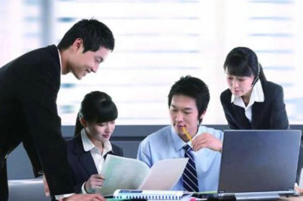 行政管理专业学什么的就业前景及方向分析?适合女生学吗好就业吗?