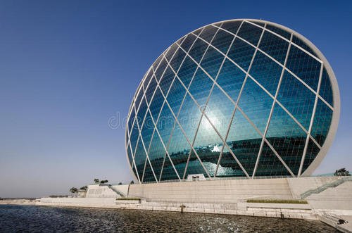 建筑学和土木工程有什么区别哪个专业好?建筑学专业适合女生吗