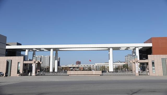 ֣����Ϣ�Ƽ�ְҵѧԺ��ô����ǰ;����ֵ�ö���רҵ��ѧ�Ѷ���