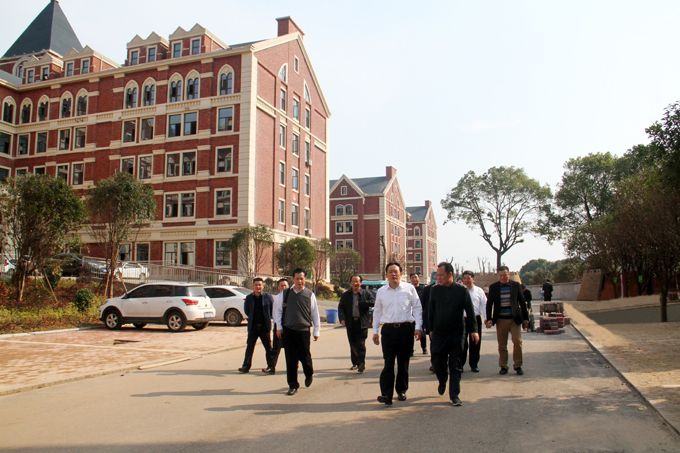 湖南电子科技职业学院怎样学费多少?湖南电子科技学院分数线高吗