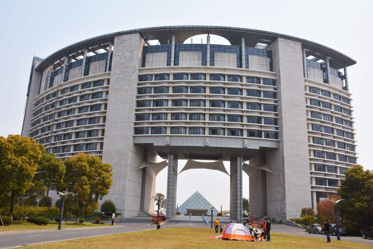 浙江工商大学是几本是211吗?排名全国第几王牌专业是什么?