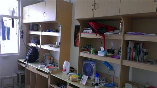 江苏大学京江学院是几本学费一年多少?具体地址在哪宿舍条件如何