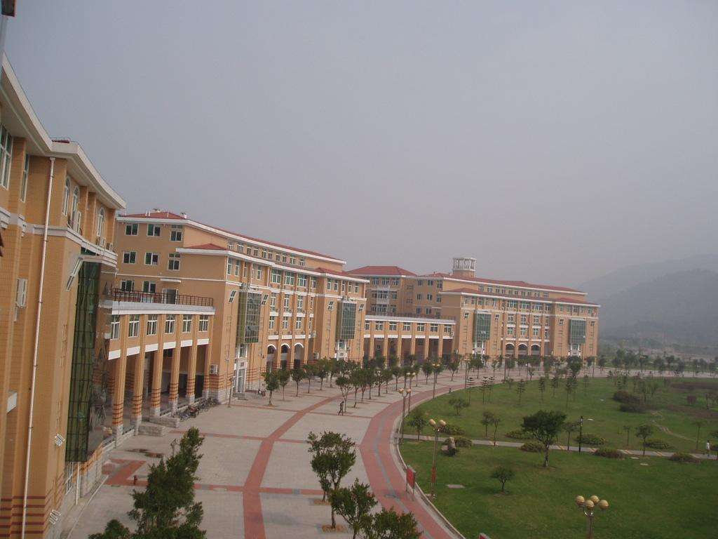 闽江师范高等专科学校好不好具体地址在哪?学费多少宿舍条件如何