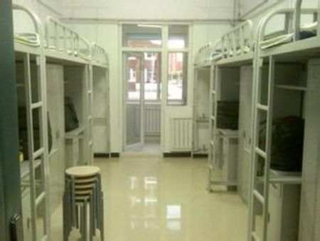 大连科技学院属于几本宿舍条件好吗?具体地址在哪学费多少?