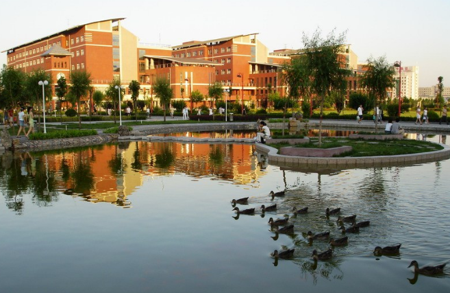 河北工商大学工商学院_河北工商大学在哪个区_河北大学工商学院地址