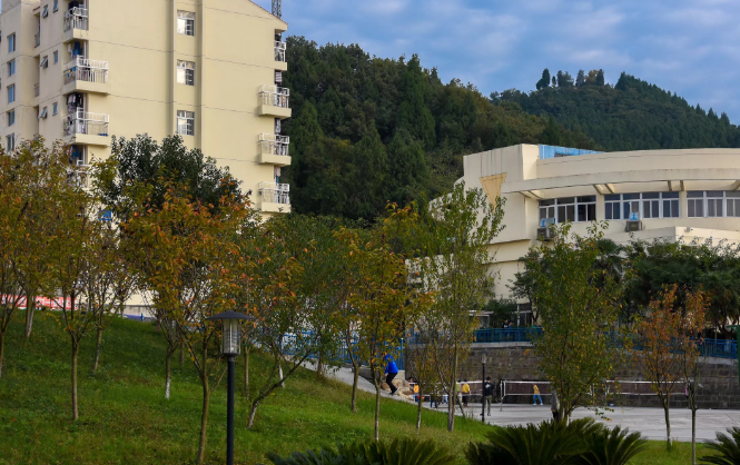 ���ϿƼ���ѧ����ѧԺ����ʦ����������?�Ǽ��������רҵ��ʲô