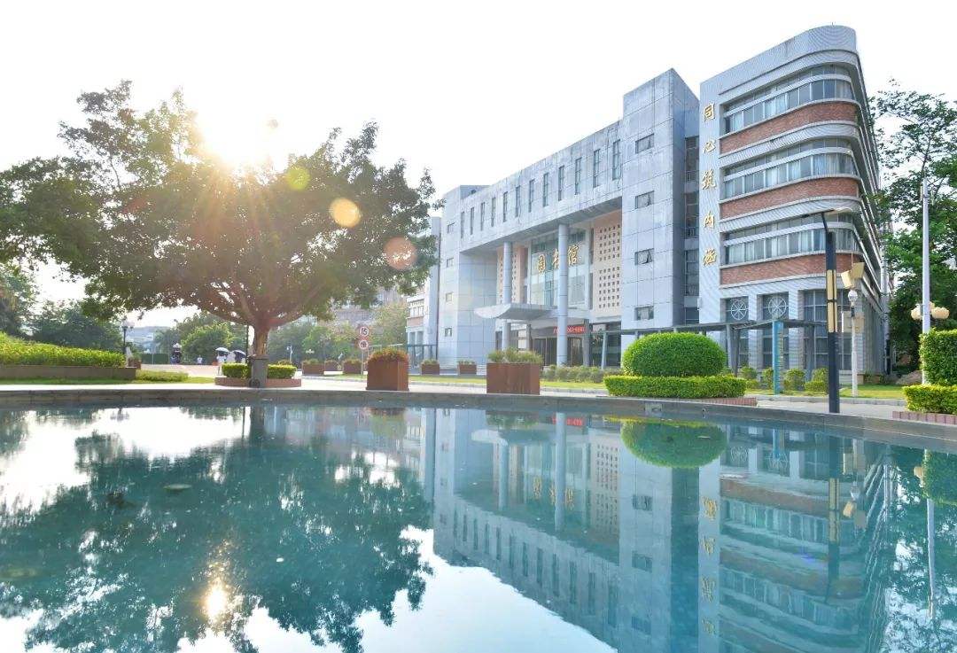 广州科技职业技术大学是公办的吗在哪?排名第几?一年学费多少?