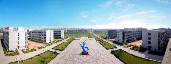 山东工程职业技术大学怎么样是公办吗?学费一年多少贵不贵?