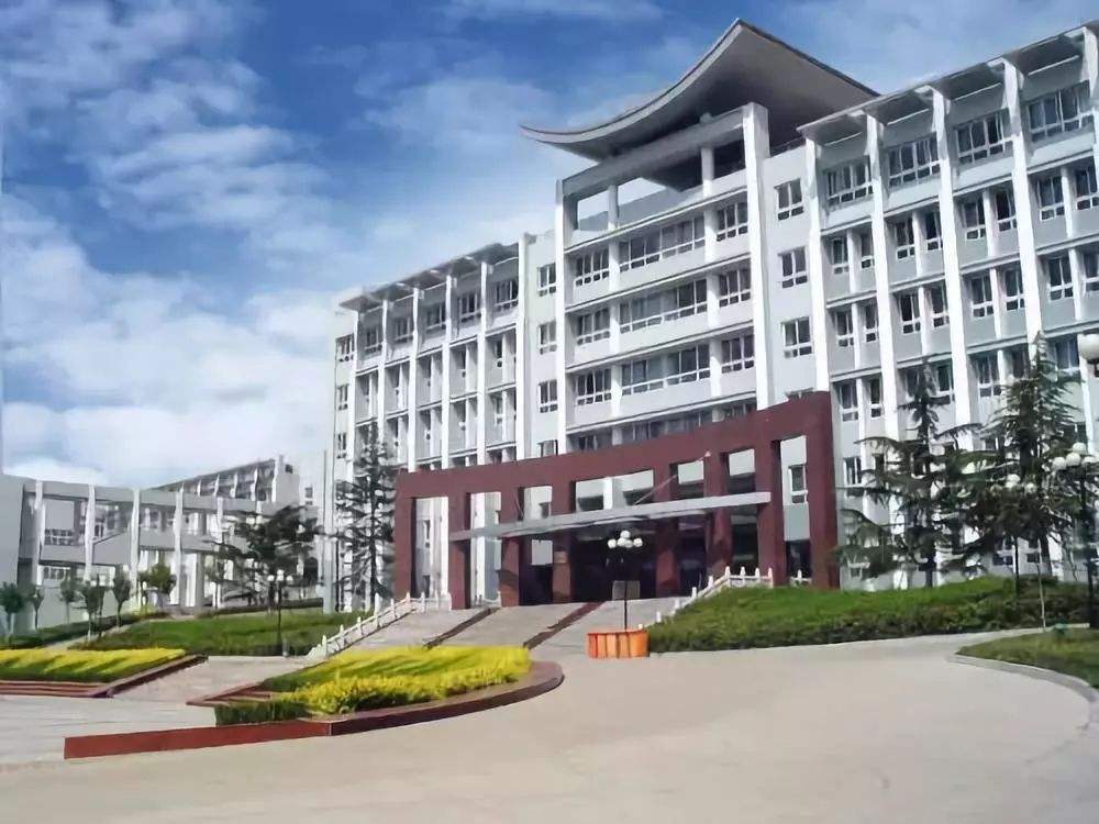 南京中医药大学翰林学院是几本口碑怎样?学费多少?排名第几?