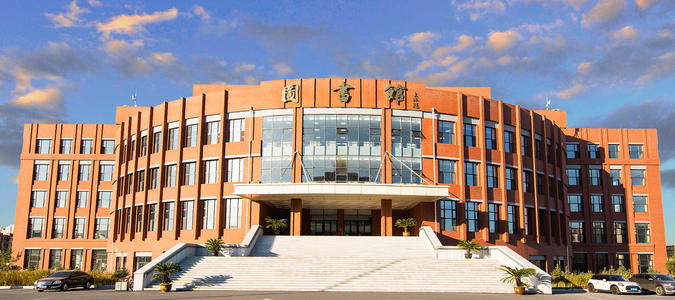 吉林师范大学博达学院是二本吗?具体地址在哪学费一年多少?