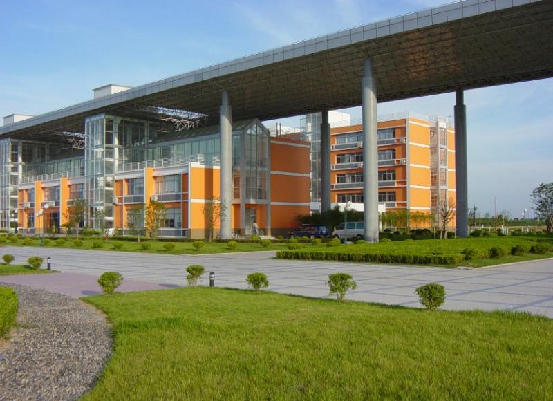 ˼��ְҵ����ѧԺ����������Σ�˼��ְҵ����ѧԺѧ�Ѷ���רҵ��