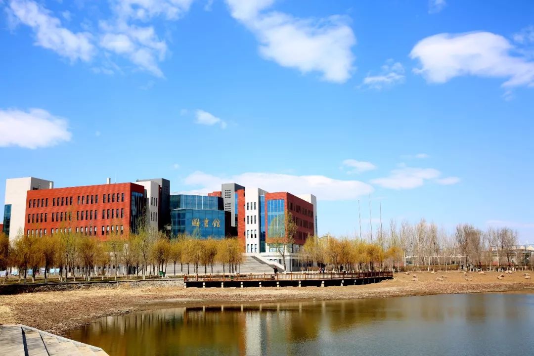 辽宁中医药大学杏林学院怎么样?学费一般多少?录取分数线高吗