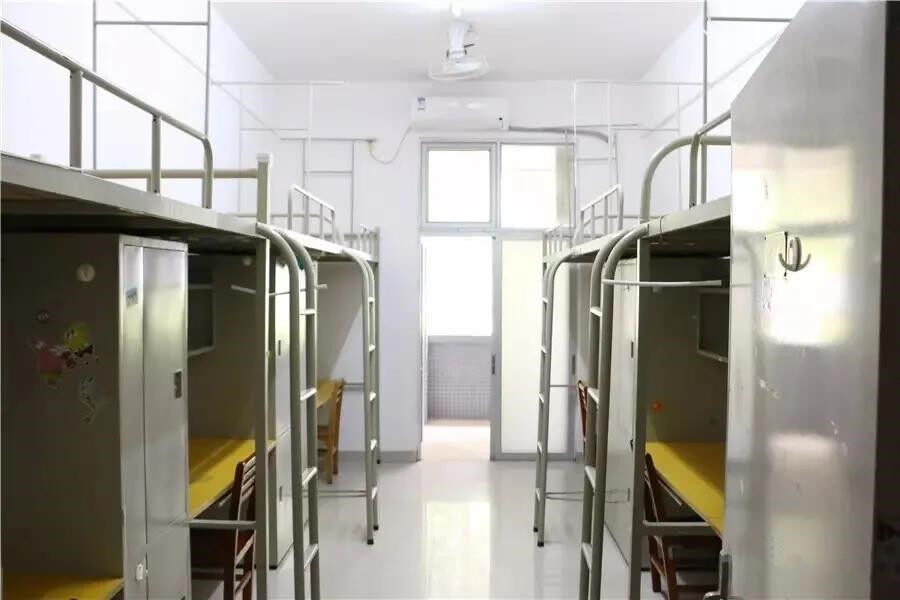 �㶫����ְҵѧԺ����������ô�����пյ��𣨸���������ͼƬ��