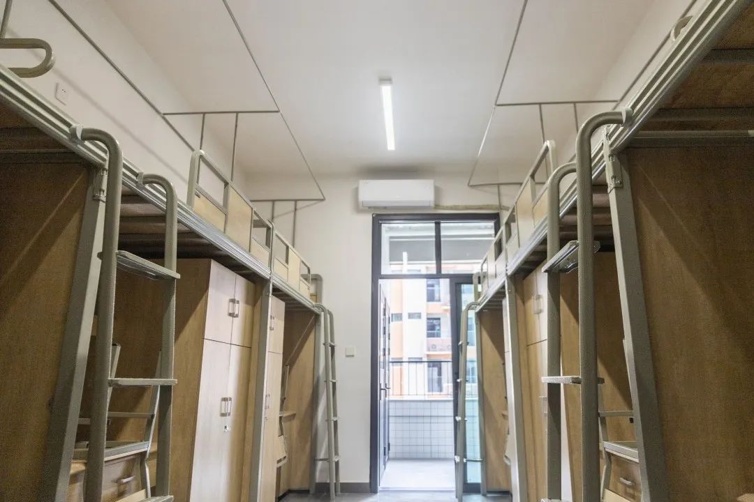 1666942054214558.jpg 四川国际标榜职业学院宿舍条件怎么样好不好?(附宿舍照片)